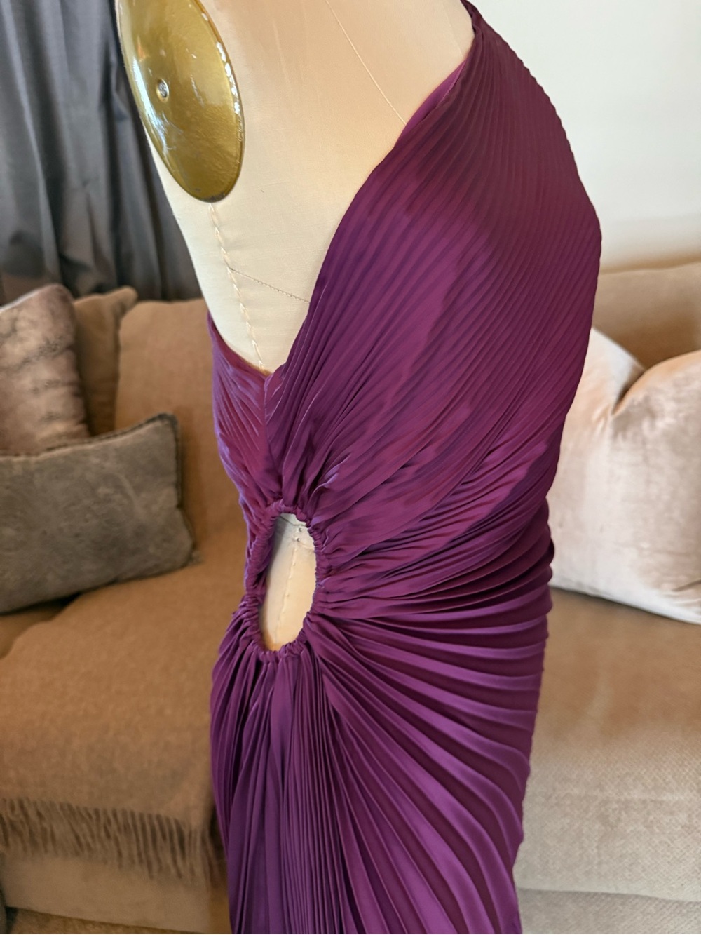 One-Shoulder Pleated Cut-Out Dress in Deep Purple - Picture 5 of 12